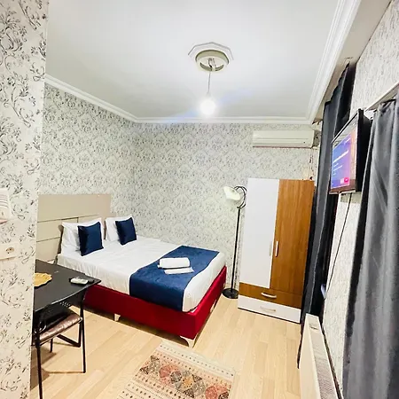 Taksim Historic House فندق *